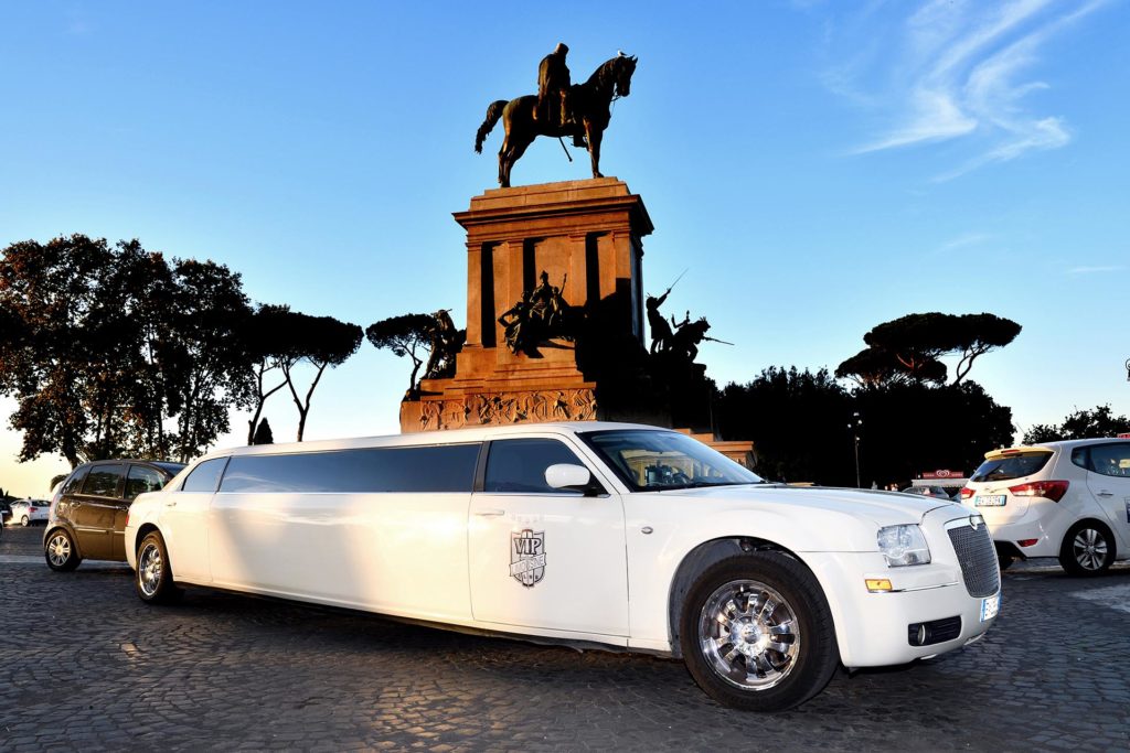 Noleggio pulmino volkswagen roma - Autonoleggio pulmini vintage matrimoni roma - Affitto Limousine Roma